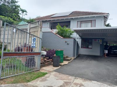 House For Sale in Escombe, Queensburgh