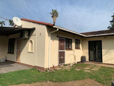 Apartment / Flat For Rent in Bellair, Durban