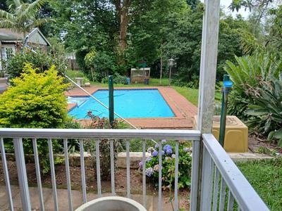 Cottage For Rent in Kloof, Kloof