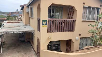 House For Sale in Chatsworth, Chatsworth